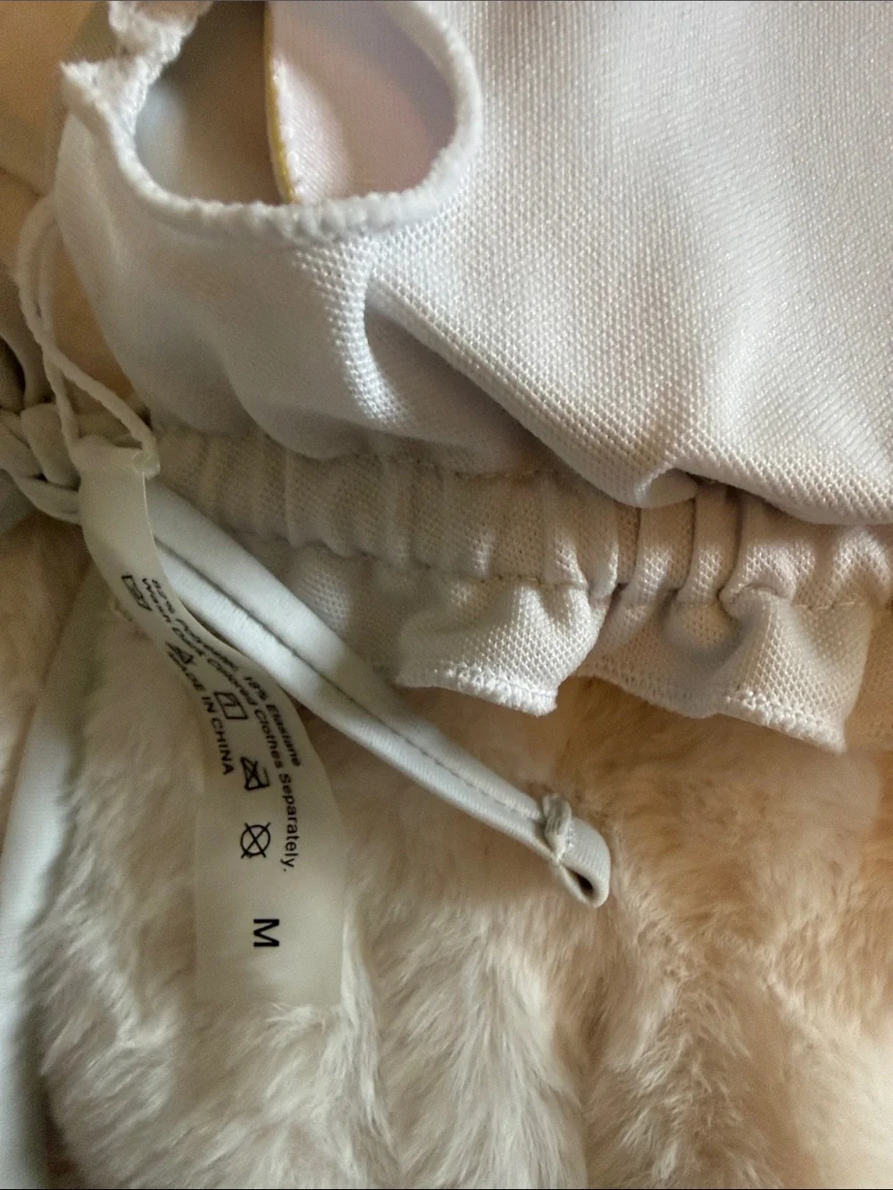 BUNDLE SIZE M  Women’s Bikini Tops sets